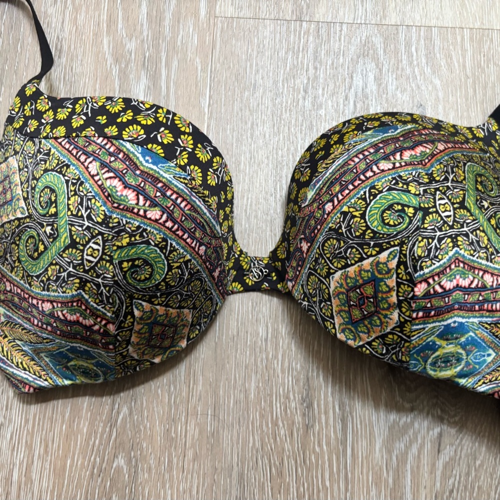 Victoria's Secret Multicolor Patterned Bra
